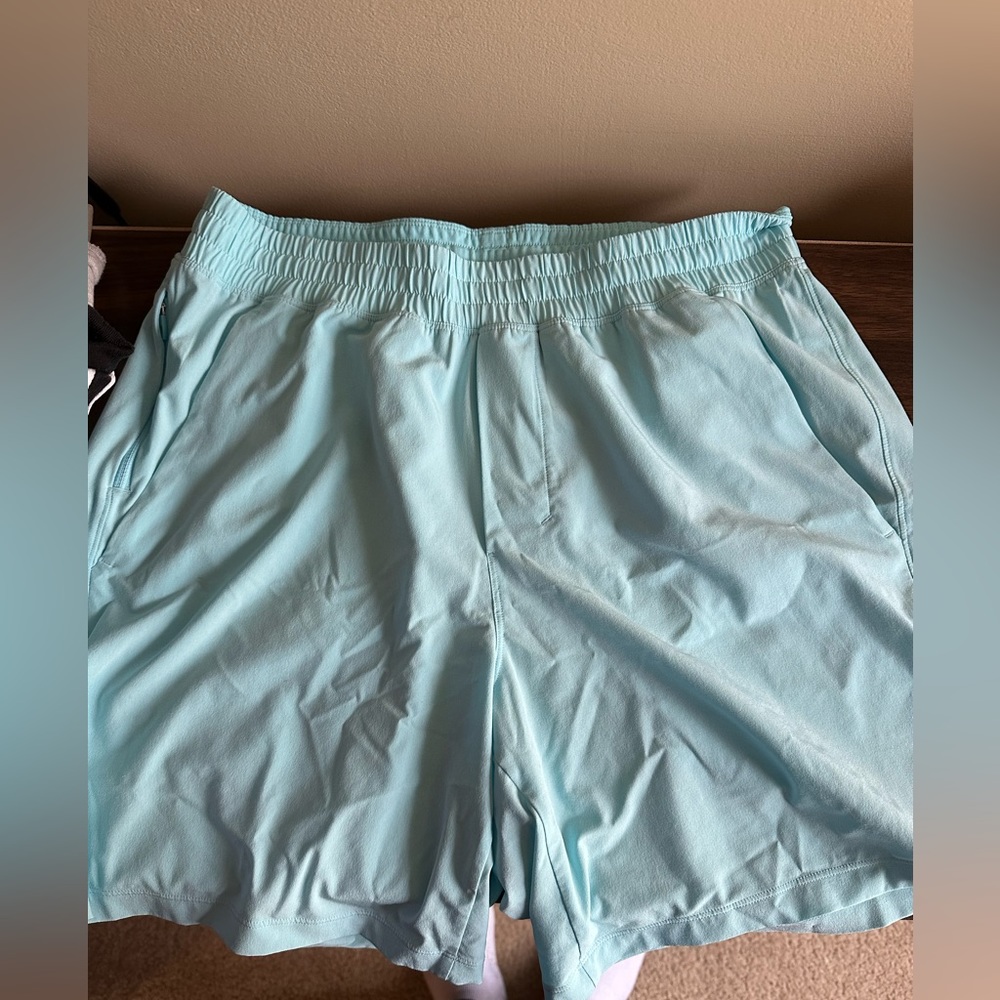 Lululemon line shorts